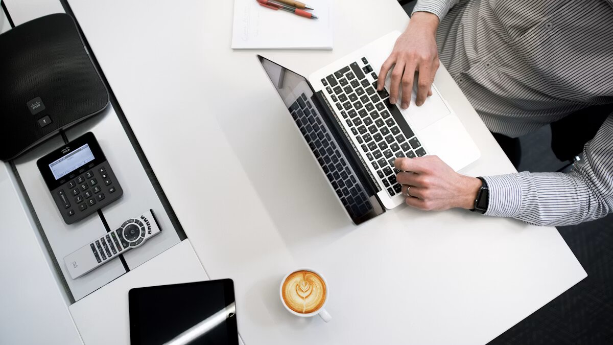 Business loans in North Dakota help owners manage cash flow, cover costs, and grow with fast funding and simple flexible options.